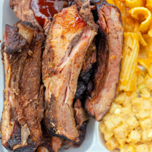 Grillin-Chillin-Dinner-Plate-w:PotatoSalad-McCheese-768-767